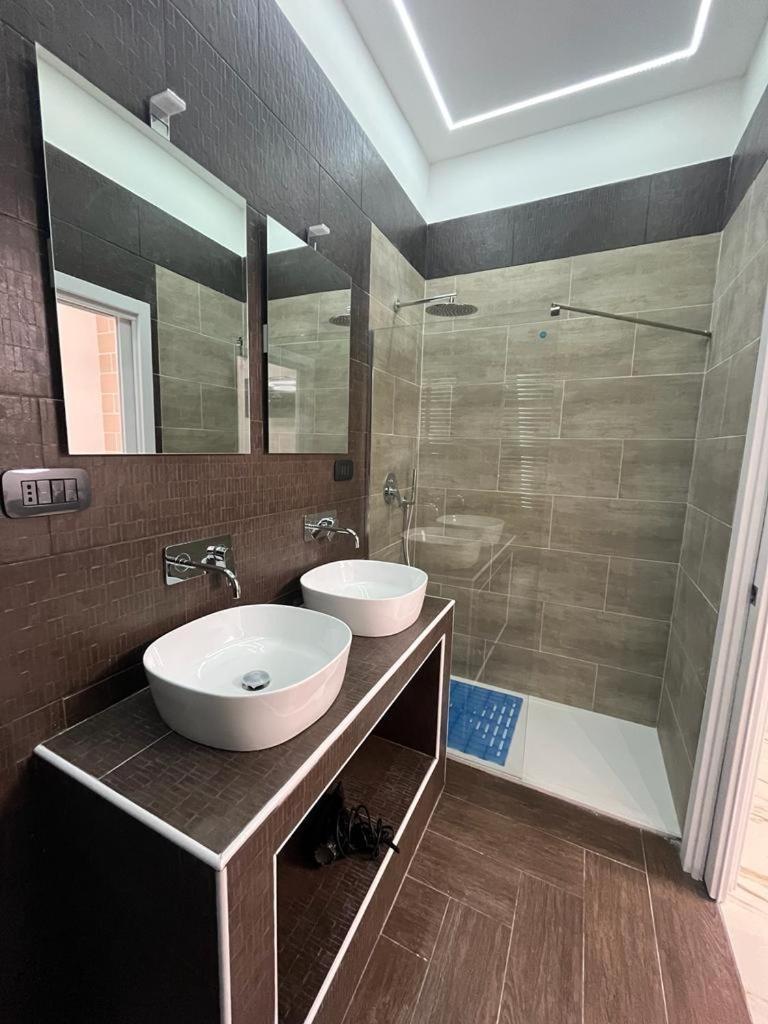 בארי Mada'S Apartment Deluxe מראה חיצוני תמונה