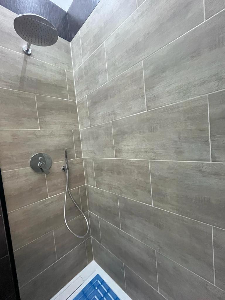 בארי Mada'S Apartment Deluxe מראה חיצוני תמונה